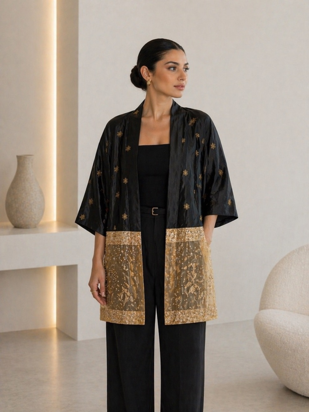 AYSHA NYC Black Gold Beaded Floral Paisley Kimono Stylish Modern Luxe Statement
